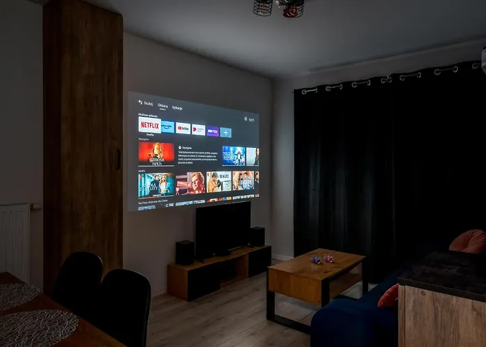 Apartwro 8th - Square, Railway Station Apartmán