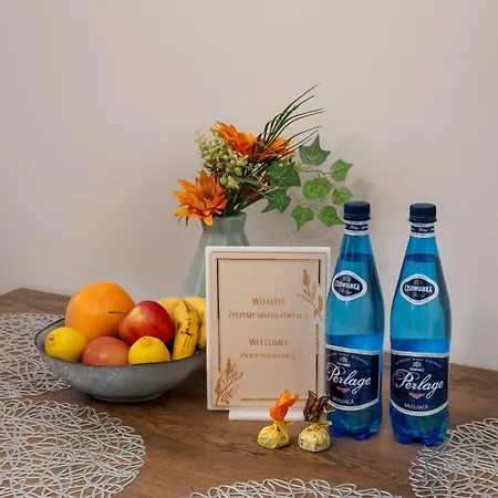 Apartwro 8th - Square, Railway Station Vratislav