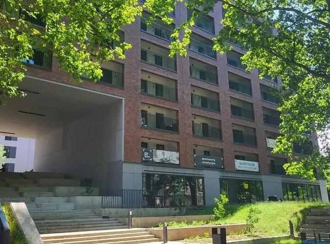 Apartwro 8th - Square, Railway Station * Vratislav