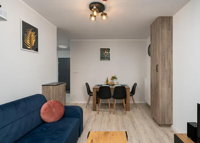 Apartwro 8th - Square, Railway Station Apartmán *